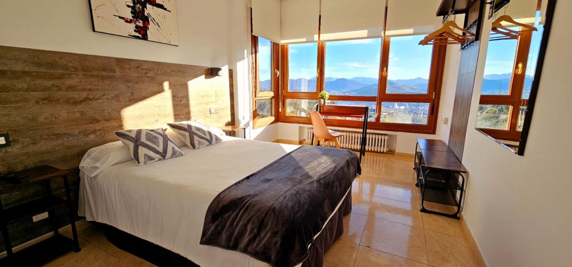 Hotel Artxanda Bilbao, Parking Gratuito En El Exterior Junto Al Hotel (Adults Only) Exterior foto
